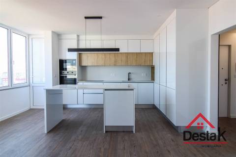 Apartamento T3+1 Renovado no centro de Viseu