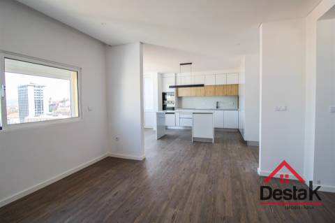 Apartamento T3+1 Renovado no centro de Viseu