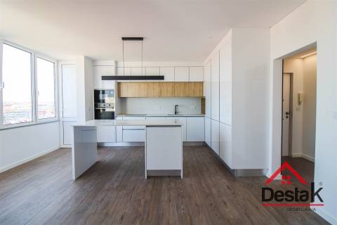 Apartamento T3+1 Renovado no centro de Viseu