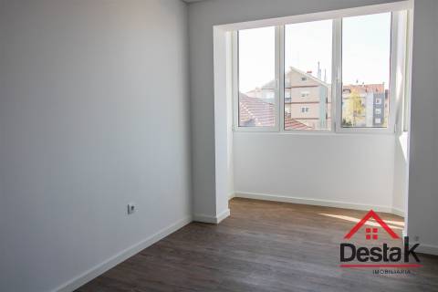 Apartamento T3+1 Renovado no centro de Viseu