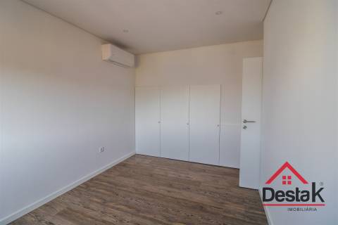 Apartamento T3+1 Renovado no centro de Viseu