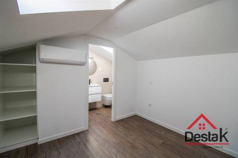 Apartamento T3+1 Renovado no centro de Viseu
