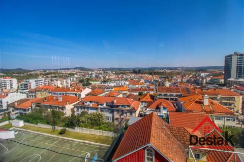 Apartamento T3+1 Renovado no centro de Viseu
