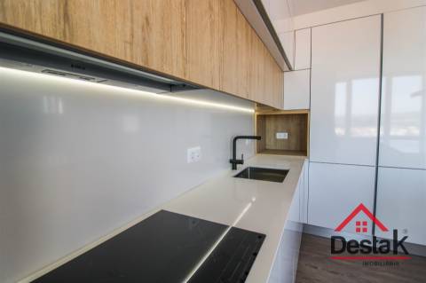 Apartamento T3+1 Renovado no centro de Viseu