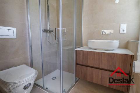 Apartamento T3+2 Duplex Novo