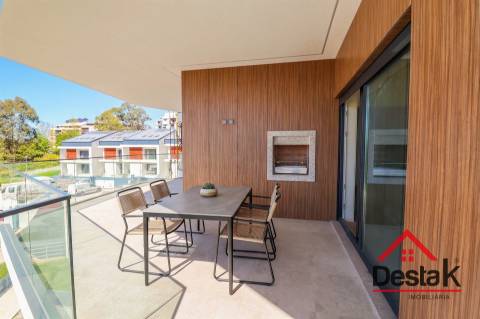 Apartamento T3+2 Duplex Novo