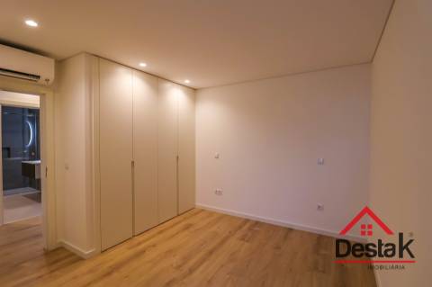Apartamento T1 Arrendamento em Repeses e São Salvador,Viseu