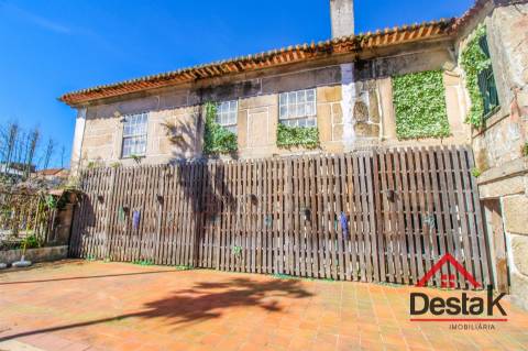 Moradia Senhorial no Coração de Mangualde