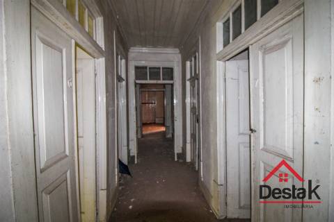 Moradia Senhorial no Coração de Mangualde