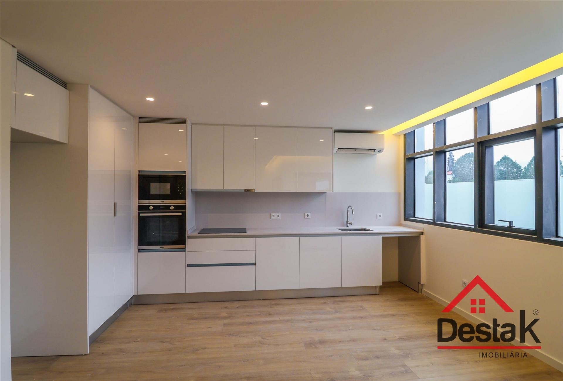 Apartamento T1 Novo Arrendamento em Viseu