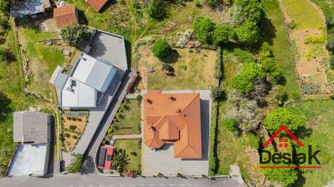 Fantástica Moradia isolada V4 em Lordosa, Viseu