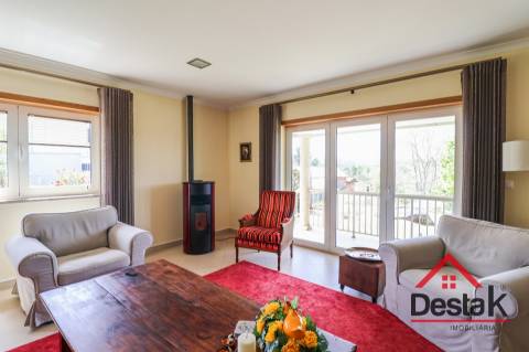 Fantástica Moradia isolada V4 em Lordosa, Viseu