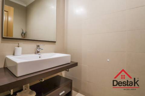 Fantástica Moradia isolada V4 em Lordosa, Viseu