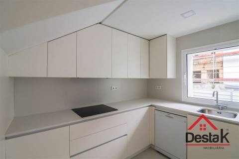 Apartamento T2 novo para arrendamento  no centro de Viseu