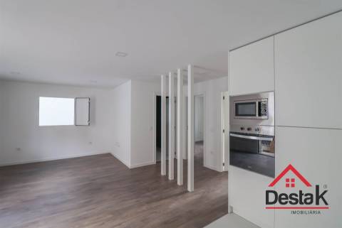 Apartamento T2 novo para arrendamento  no centro de Viseu