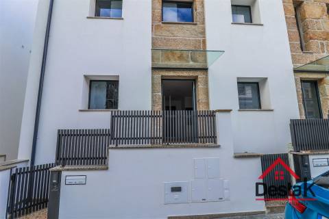 Apartamento T2 novo para arrendamento  no centro de Viseu