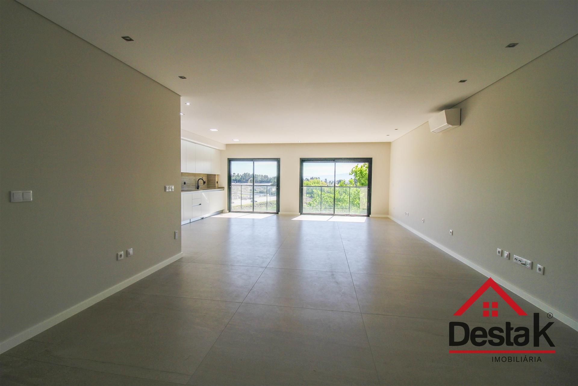 Luxuoso apartamento T4 - Viseu