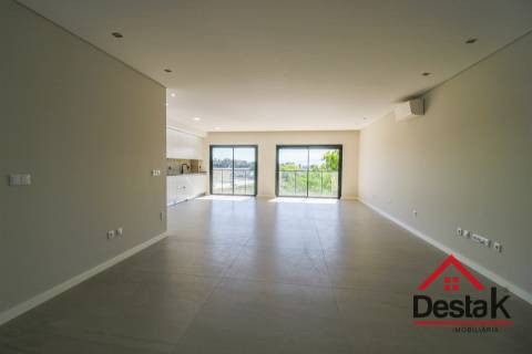 Luxuoso apartamento T4 - Viseu