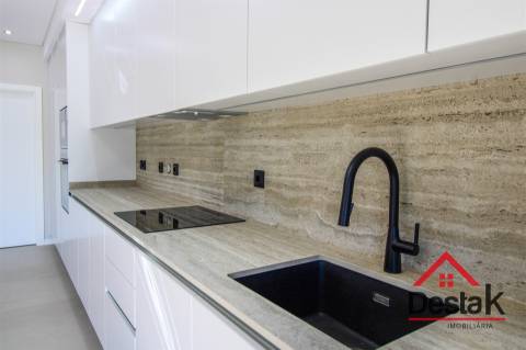 Luxuoso apartamento T4 - Viseu