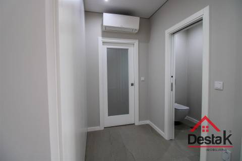 Luxuoso apartamento T4 - Viseu