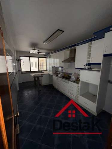 Apartamento T4 Venda em Massamá e Monte Abraão,Sintra