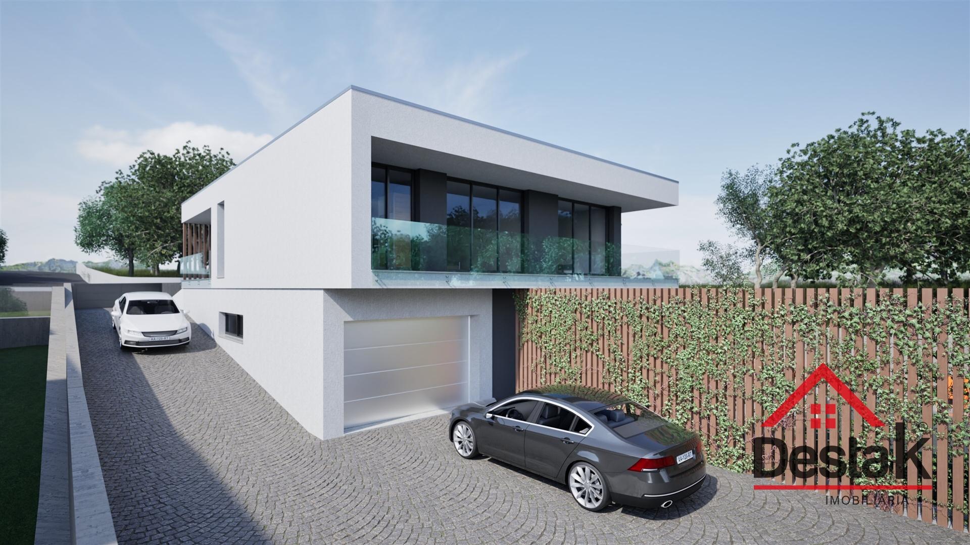 Moradia Isolada T4 com Piscina