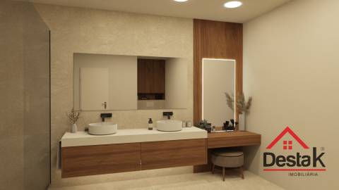 Moradia Isolada T4 com Piscina