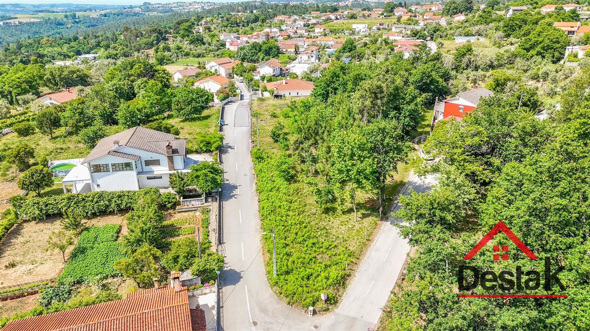 Terreno para construção em Santos Evos - Viseu