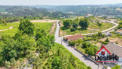 Terreno para construção em Santos Evos - Viseu