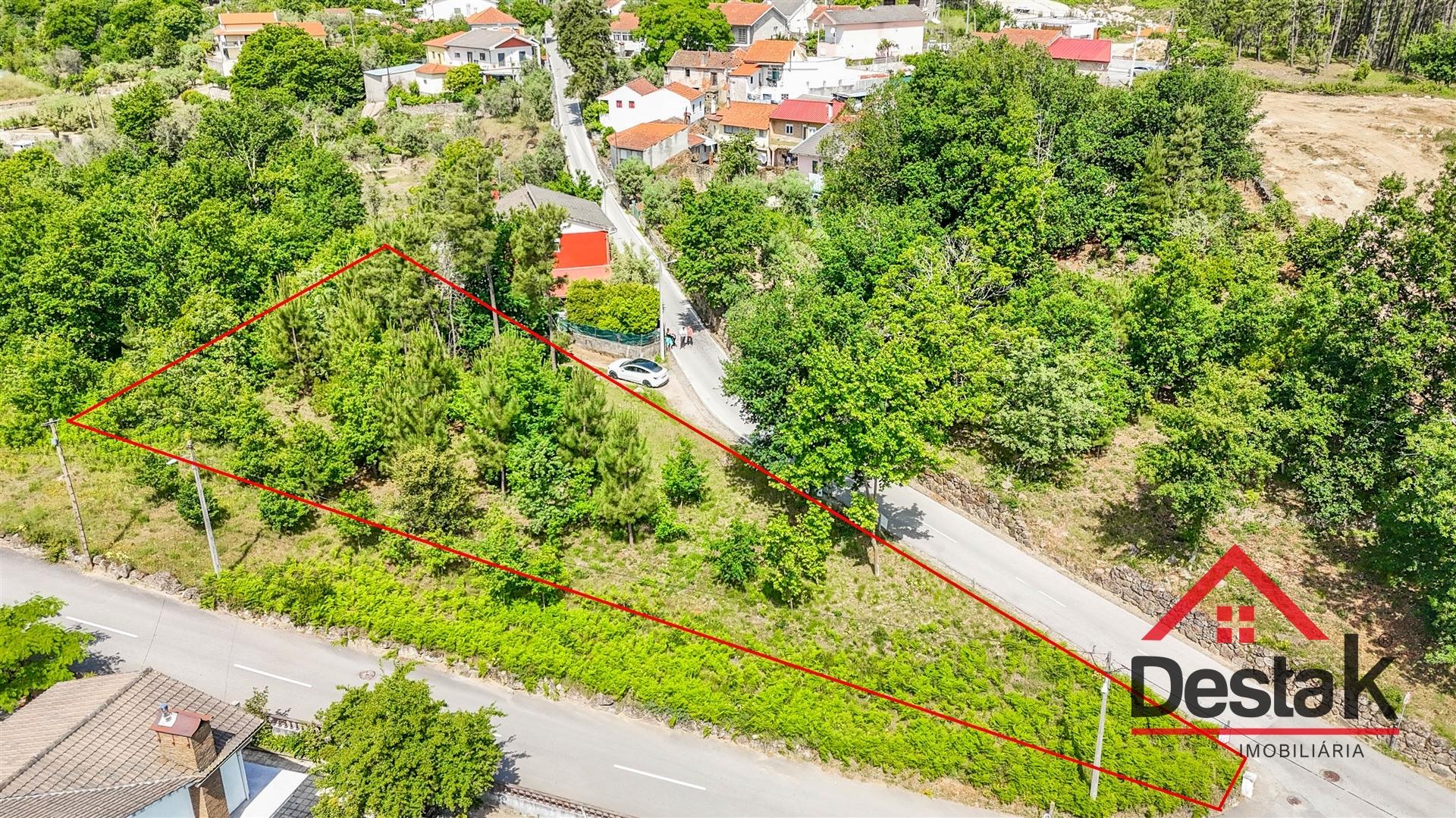 Terreno para construção em Santos Evos - Viseu