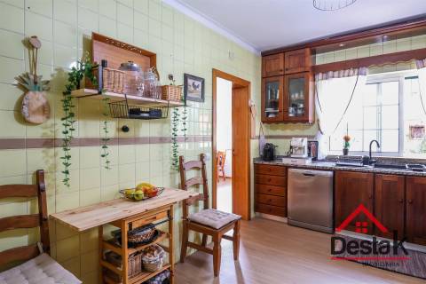 Fantástica Moradia V4 para venda em Viseu
