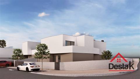 Moradia Geminada V4 em Viseu