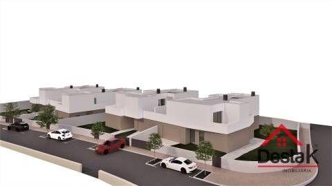 Moradia Geminada V4 em Viseu