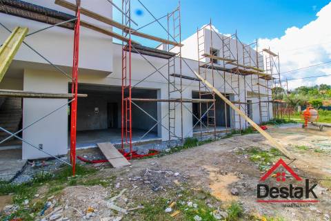 Moradia Geminada V4 em Viseu
