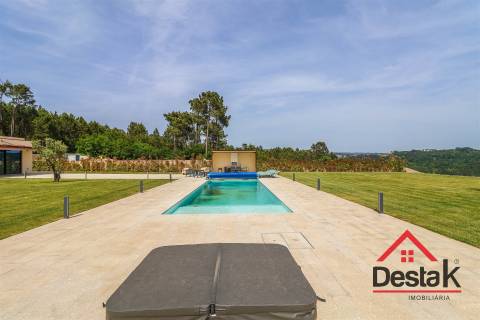 Moradia de Luxo V3 em Castro Daire