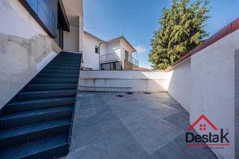 Apartamento T2 situado na Aguieira em Viseu