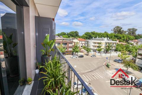 Apartamento T5 Duplex de Excelência na Avenida da Europa