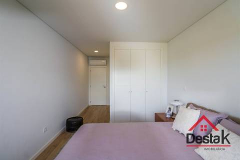 Apartamento T5 Duplex de Excelência na Avenida da Europa