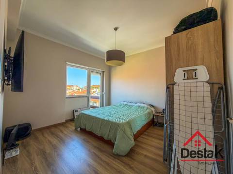 Apartamento T1 em Mem Martins