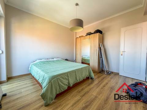 Apartamento T1 em Mem Martins
