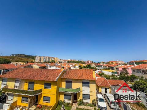 Apartamento T1 em Mem Martins