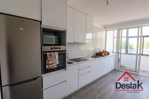 Apartamento T3 no centro da cidade de Viseu totalmente remodelado
