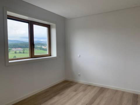 Apartamento T2 Venda em Silvares, Pias, Nogueira e Alvarenga,Lousada