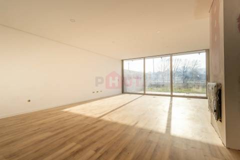 Moradia T3 Venda em Guilhufe e Urrô,Penafiel