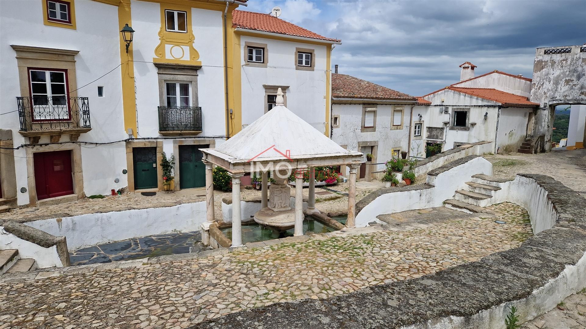 Moradia em Banda T2 Venda em Santa Maria da Devesa,Castelo de Vide