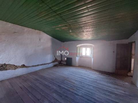 Moradia em Banda T2+2 Venda em Santa Maria da Devesa,Castelo de Vide