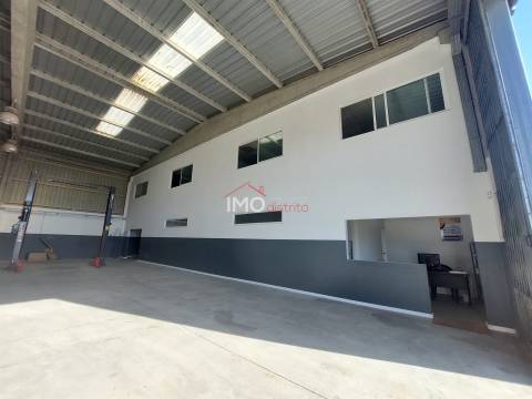 Armazém  Venda em Vila de Rei,Vila de Rei