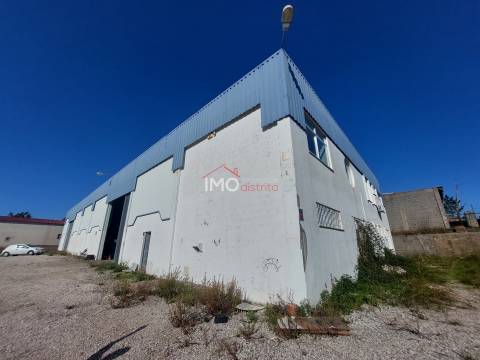 Armazém  Venda em Vila de Rei,Vila de Rei