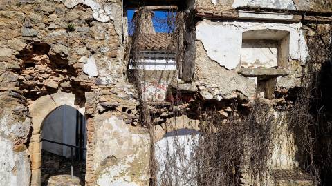 Moradia para Restaurar T3 Venda em Santa Maria da Devesa,Castelo de Vide