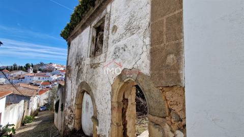 Moradia para Restaurar T3 Venda em Santa Maria da Devesa,Castelo de Vide